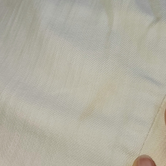 Vigoss White Denim Capri - Picture 2 of 4